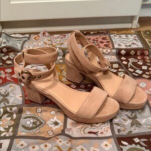 Elegant Tan Block Heel Sandals